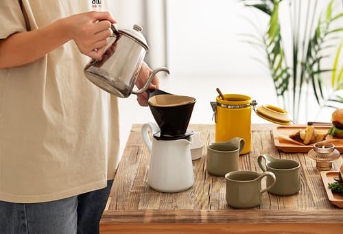 Zero Japan - Bee House Pour Over Coffee Dripper - Lead-Free & Cadmium-Free Ceramic Coffee Maker with Elegant Peek Hole, Drip Cone Brewer Coffee Gifts, Brewing Accessories - White, Standard Size