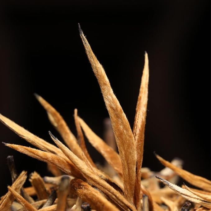 Yunnan Dianhong（滇红）Black Tea – Golden Needle, 金针, GoldenTip, GoldenMonkey, 金丝, Golden Hair – Loose Leaf Chinese Red Tea, 100g / 3.53oz – Bold, Full-Bodied, Delicate and Naturally Sweet