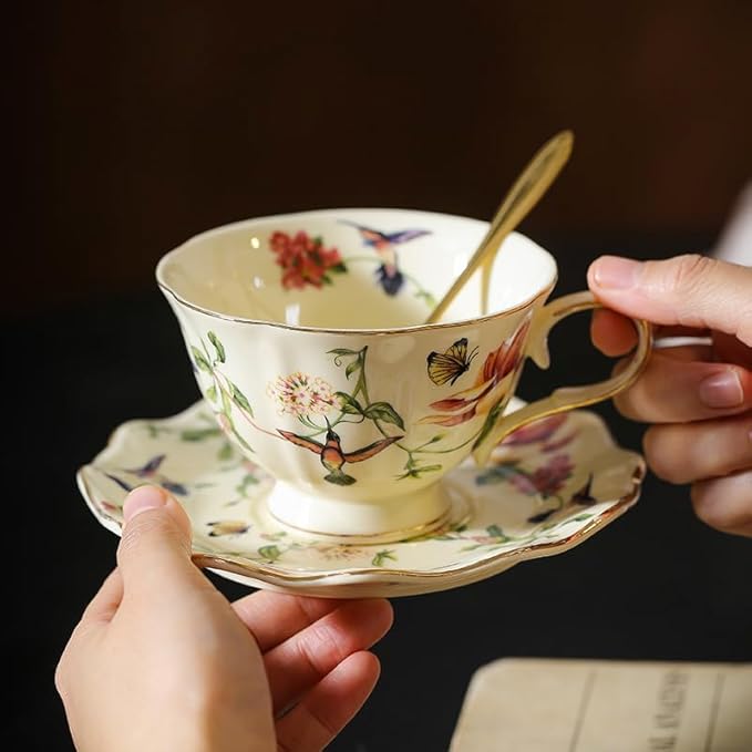 fanquare Vintage Spring Style Tea Cup and Saucer Set, 8 oz Porcelain Coffee Cup with Gold Trim, Flower and Bird Teacups for Women and Tea Parties