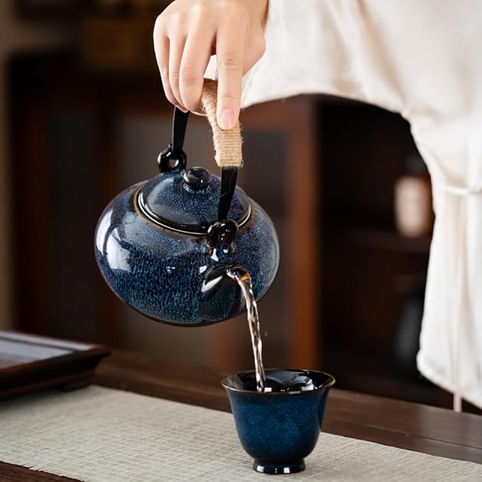 Toptier Leaf Teapot, Porcelain Tea Pot with Stainless Steel Infuser, Blooming & Loose Leaf Ceramic Teapot, 37 Ounce,blue