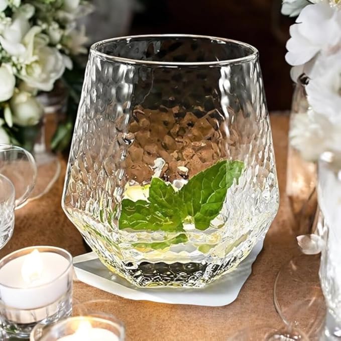 Oojami 40 count Diamond Unbreakable Stemless Plastic Wine Champagne Whiskey Glasses Elegant Durable Disposable Indoor Outdoor Ideal for Home, Office, Bars, Wedding, 12 Ounce Cups (Hammered Clear)