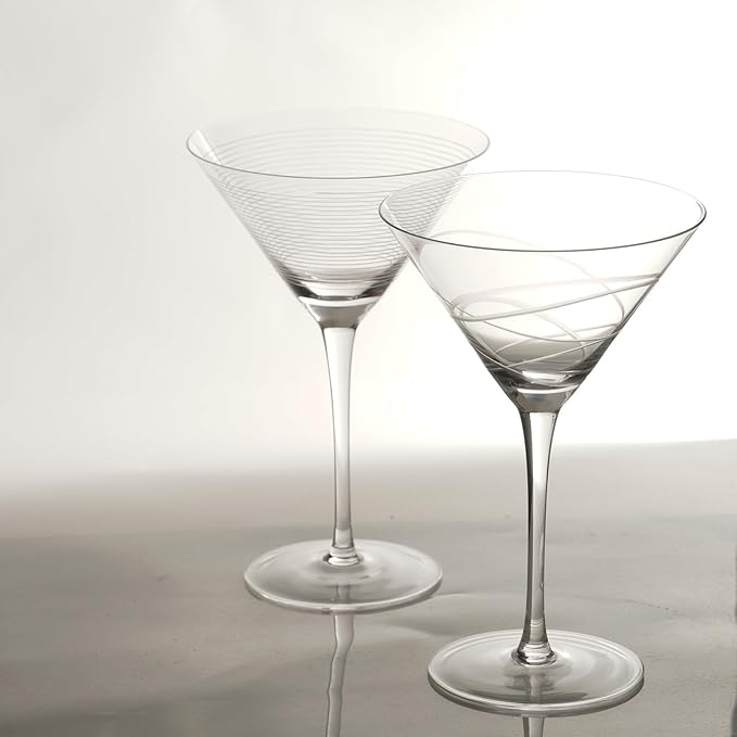 Etched Martini Glasses Set of 2-9 oz, Handmade Premium Crystal Cocktail Glasses, Martini, Cosmopolitan, Manhattan, Gimlet, Pisco Sour, Christmas Gifts for Men Women, Etched