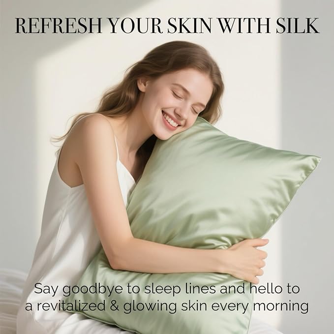 Ravmix Silk Pillow Cases with Zipper, 21momme Mulberry Silk Pillowcase for Hair Skin Health, Soft Smooth Breathable Cool Pillow Cover for Beauty Sleep 1PC(Queen 20"x30", Bean Green)