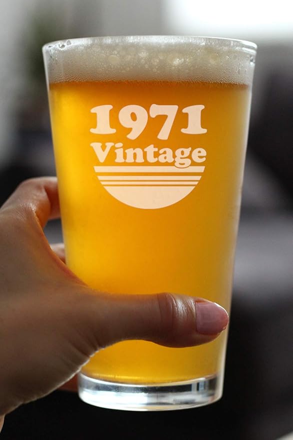 Vintage 1971 Pint Glass for Beer - 54th Birthday Gifts for Men or Women Turning 54 - Fun Bday Party Decor - 16 oz
