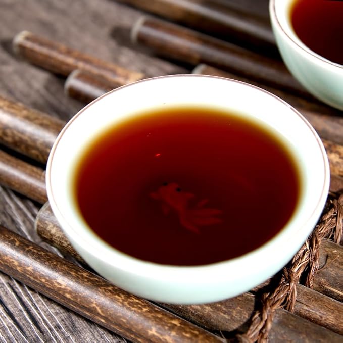 SANRAN Aged Fermented Pu'er Tea Cake, Chinese Yunnan Ripe Puer Tea for Family & Friends (7.1oz/pack)