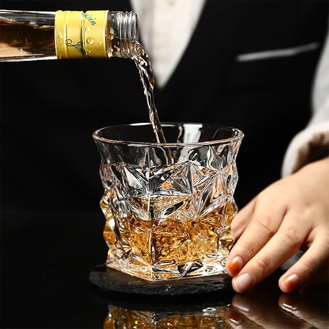 Creative Thickened Retro Beer Mug Set - 4 Pieces of 9.84 oz Hand-Blown Crystal Glass Whiskey and Beer Glasses in a Gift Box (set of 4)