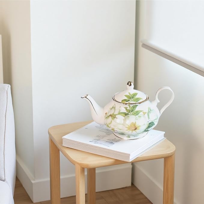 22oz Floral Ceramic Teapot (Suitable for 1 to 3 people) – Vintage Gold Rim Tea Pot for Loose Leaf, Blooming Tea & Coffee, Elegant Teapot for Tea Party, Flower Design (White Camellia)