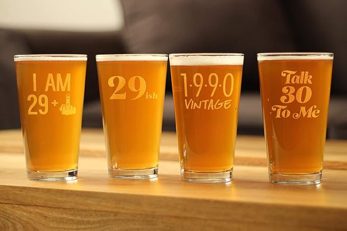 Vintage 1990 Pint Glass for Beer - 35th Birthday Gifts for Men or Women Turning 35 - Fun Bday Party Decor - 16 oz
