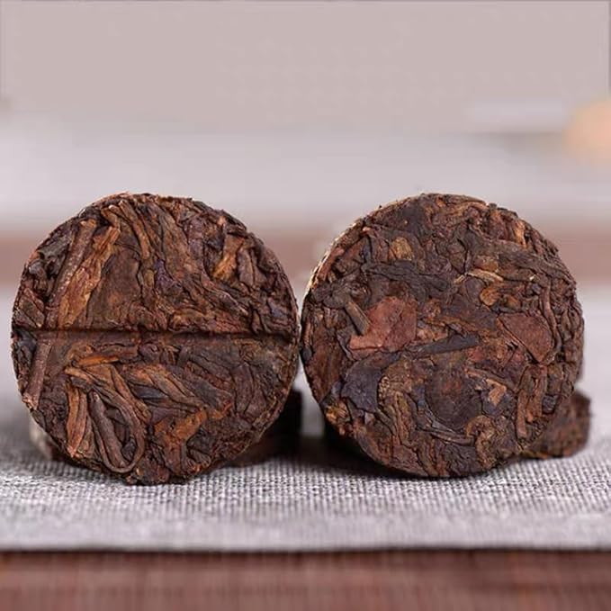 (60Cakes-240Cups) Pu-erh Tea in Bamboo Leaf Tube - Ripe Puerh Tea Cake 21.16 oz/600g And a tea filter，Aged Shou Black Tea