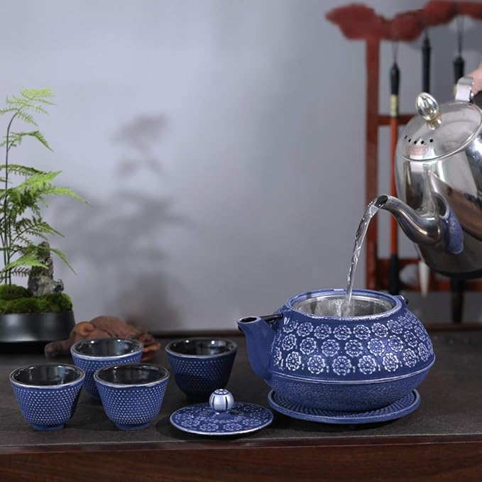 Ufine Blue Floral Cast Iron Teapot Set Japanese Style Tetsubin Tea Kettle with 4 Cups, Stainless Steel Infuser for Stove Top Tea Brewing 28 oz