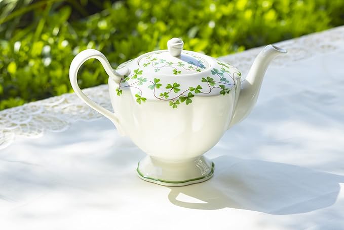 Shamrock Fine Porcelain Teapot 32oz Capacity