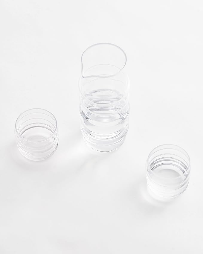 MARIMEKKO Sukat Makkaralla Glass Pitcher — Refine Your Kitchen Décor with Our Iconic Clear Glassware — Stylish & Mouth-Blown Pitcher with Spout (1 Liter)