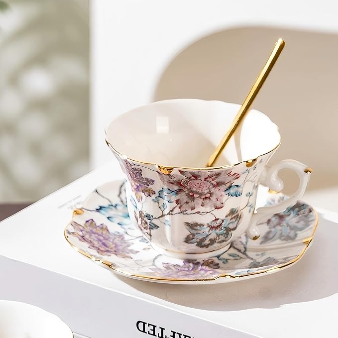 Floral Ceramic Cup Bone China Tea Cup and Saucer Set 6.8 Oz Gold Trim Vintage Style Porcelain Coffee Cup for Home Kitchen Office, Style 2