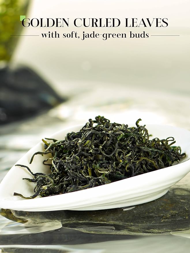 CO-OP 1950 Golden Green Tea Loose Leaf Tea, 100g, High Mountain Whole Loose Leaf Green Tea, Naturally Smooth & Refreshing, Rich in Antioxidants, No Additives, 20 Empty Tea Bags Included, Box