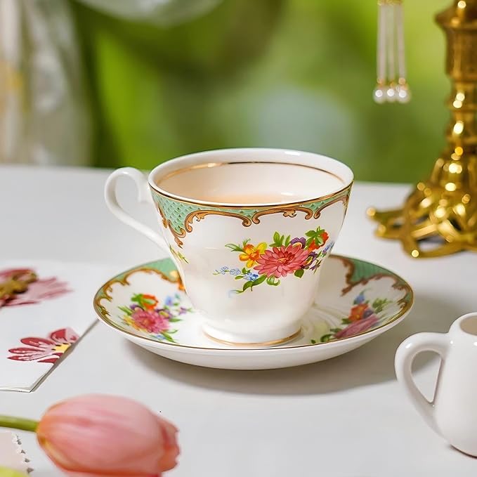 Aynsley Wilton Stratford Fine Bone China Teacup & Saucer - 6.8oz (200ml), Artistic Glazing, Christmas Gift for Tea Lovers, British Heritage