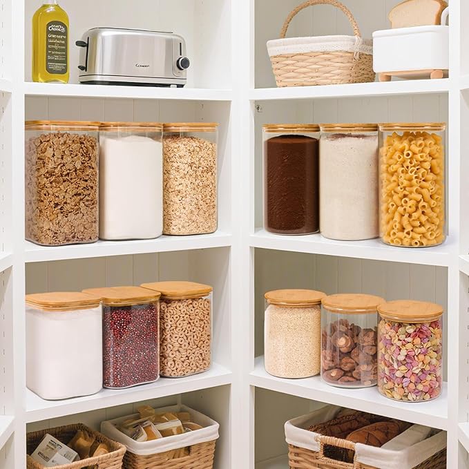 ComSaf 4.6Qt Glass Food Storage Containers, 1.2 Gallon Glass Flour and Sugar Containers with Airtight Lids, Large Square Jars with Bamboo Lids for Rice, Pasta, Oats, Grains, Cookies, Coffee Beans