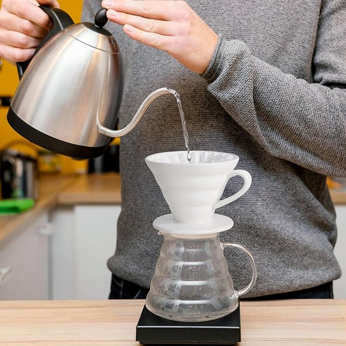 Segarty 150 Count Paper Basket Coffee Filters Disposable, 6.1in 1-2 Cup White Paper Filter, Ideal Pour Over Maker Basket Dripper Liners for Home, Office, Cafeteria Use, Suitable for Most Coffee Maker