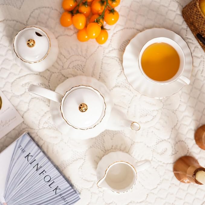 Tea Pot, Porcelain Teapot 37oz，tea pots for tea party，Tea Infuser Pots for Blooming loose Leaf Tea(White)