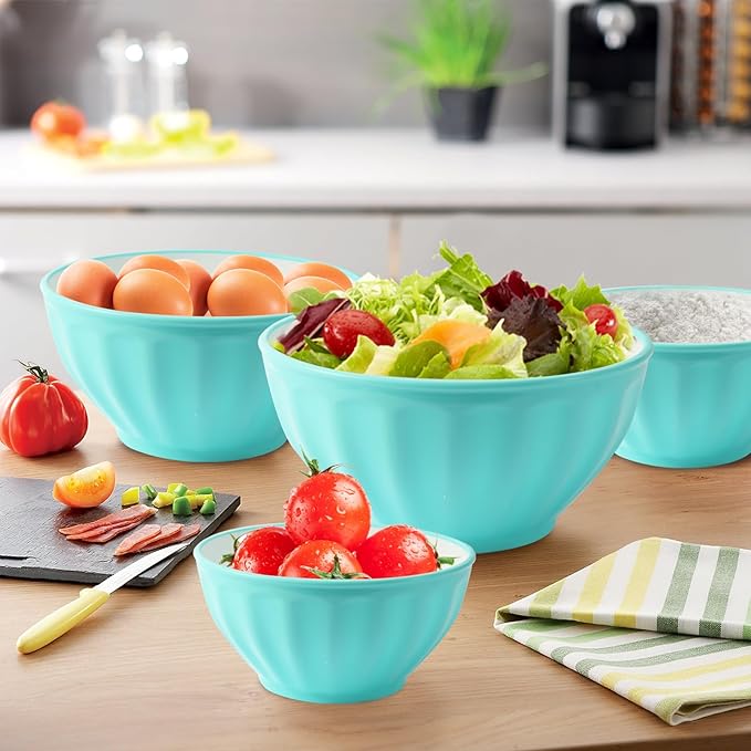 Plastic Mixing Bowls,Serving Bowls with Lids Set,4 Bowls 4 Lid 1Egg Whisk for Kitchen Mixing,Storage Food,Refrigerator, Dishwasher, Microwave safe,Blue