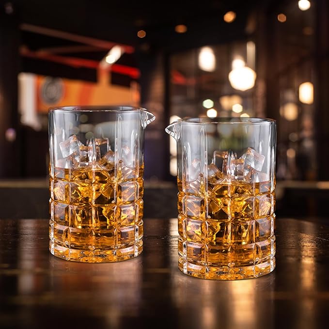 2 Pack Cocktail Mixing Glass, 18.5oz Crystal Mixing Glass, Thick Bottom Bar Stirring Pitcher for Whiskey Manhattan Martini