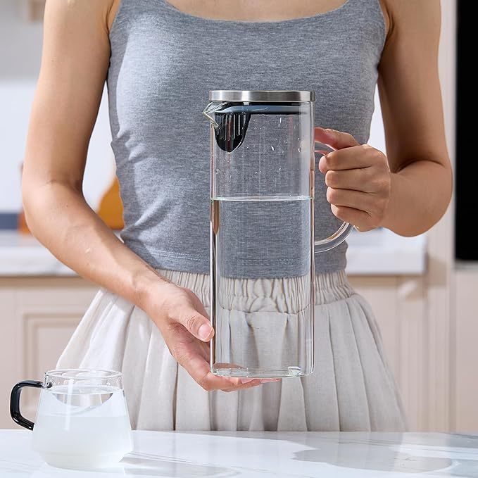 Karafu Pitcher, Glass Pitcher with Handle and Lid, 50 Oz Handmade Water Jug for Hot/Cold Water, Ice Lemon Tea and Juice Beverage