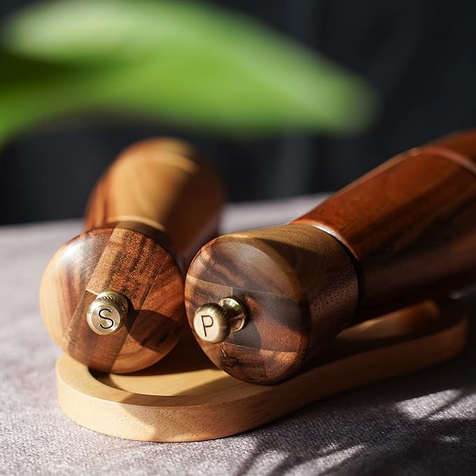 Salt and Pepper Grinder Set with Tray, Adjustable Ceramic Grinder Salt Mill, Stainless Steel Grinder Pepper Mill, Acacia Wood, 16.5 cm / 6.5inch Height, Bottom Dia 5 cm (Tray is Included)