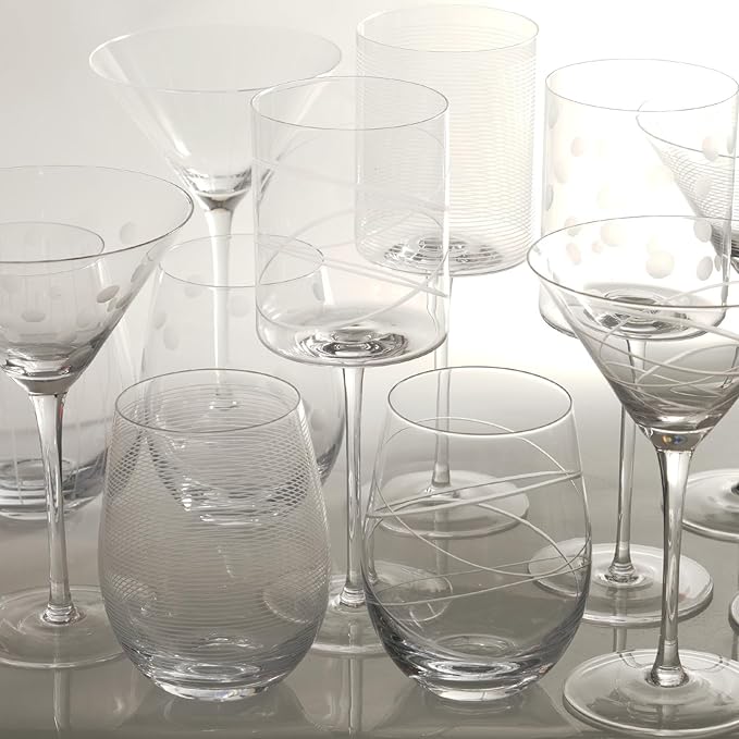 Etched Stemless Wine Glasses for Red or White Wine (Set of 2), 18-Ounces, Large Wine Glasses for Cabernet, Pinot Noir, Burgundy, Bordeaux (Lines+Dots)
