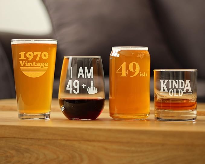 Make 50 Look Good - Funny 16 oz Pint Glass for Beer - 50th Birthday Gifts for Men or Women Turning 50 - Bday Party Decor