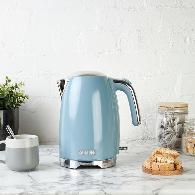 Haden Brighton Electric Kettle, Cordless 1.7 Liter Hot Water Boiler with Chrome Accents, Retro Style, and Auto Shut Off, Sky Blue