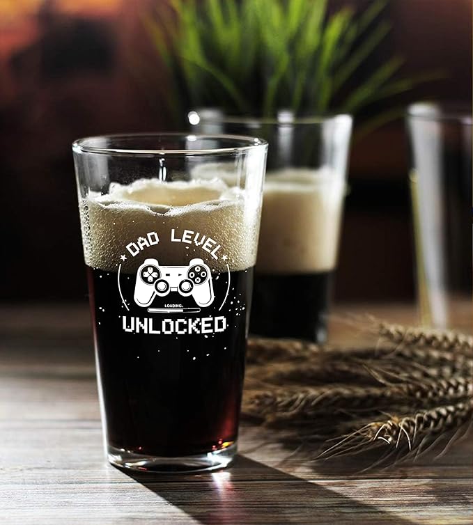 Christmas Gifts for New Dad, Daddy Birthday Gift for Father to Be, Christmas gift for New Dada Soon to Be Father Stepdad Bonusdad, Dad Level Unlocked Beer Glass