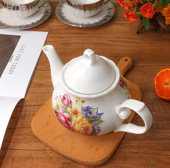 Classic Vintage British Royal Style Ceramic Teapot, 30OZ Large Teapot Perfect for Everyday Gatherings (Red, Large)