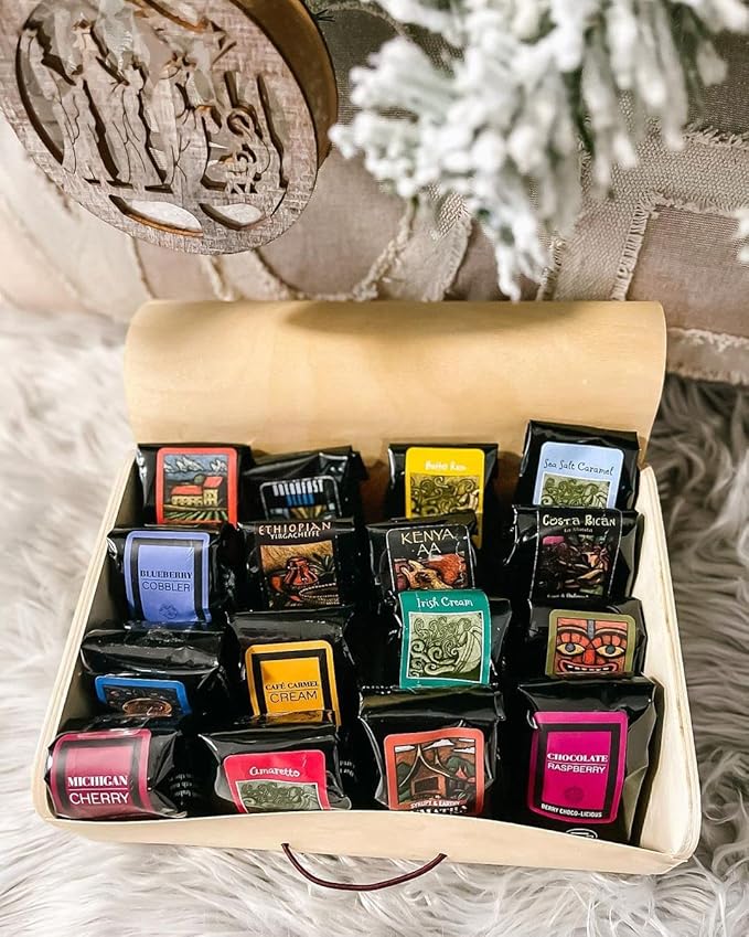 Taste of Coffee Beanery, Gourmet Coffee Gift Basket, 12 One Pot Samples