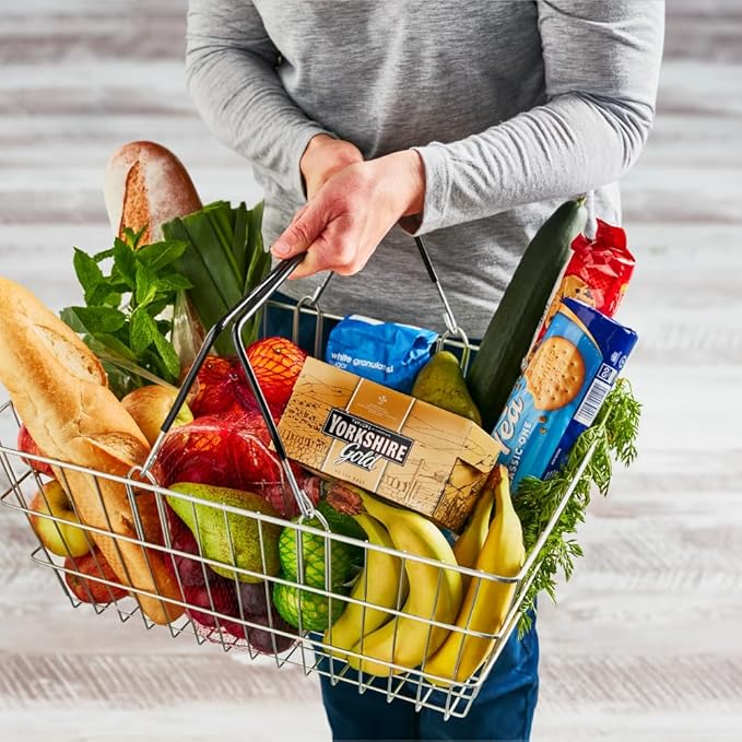 Yorkshire Tea, Gold, Pillow Tea Bags, 40 Count (Pack of 1), Premium Blend, Rich, Smooth, and Satisfying, Classic British Breakfast Blend, Caffeinated, Enjoy Hot or Iced, 40 Teabags