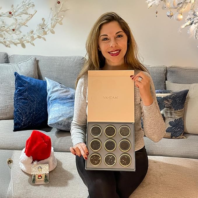 VAHDAM, Weekend in London Christmas Tea Gift Set - 9 Loose Teas | Tin Caddy Travel Edition Gift Box | Christmas 2025 Gift Ideas for Women & Men | Gluten Free, Non GMO