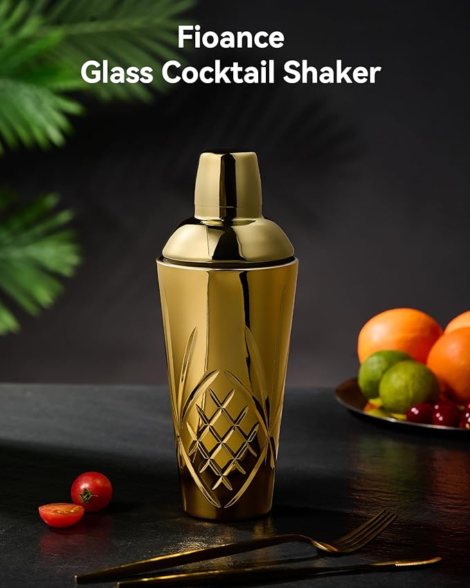Crystal Cocktail Shaker W/Cutting &Gold Design - 18.5oz-Jumbo Martini Shaker for Elevated Mixology. for Espresso Coffee, Motcha, Mocktail, No Cold Hands. Christmas, Holiday, HomeBar, Parties