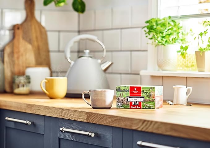 Yorkshire Tea, Red, Black Tea, Pillow Tea Bags, 40 Count (Pack of 1), Refreshing, Satisfying, and Strong, Classic British Breakfast Blend, Caffeinated, Enjoy Hot or Iced, 40 Teabags
