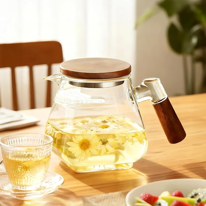 Induction Safe Glass Teapot with Wooden Handle, 700ml Heat-Resistant Borosilicate Glass, Dishwasher Safe, For Loose Leaf, Herbal & Blooming Tea, BPA & Lead-Free, Easy to Clean