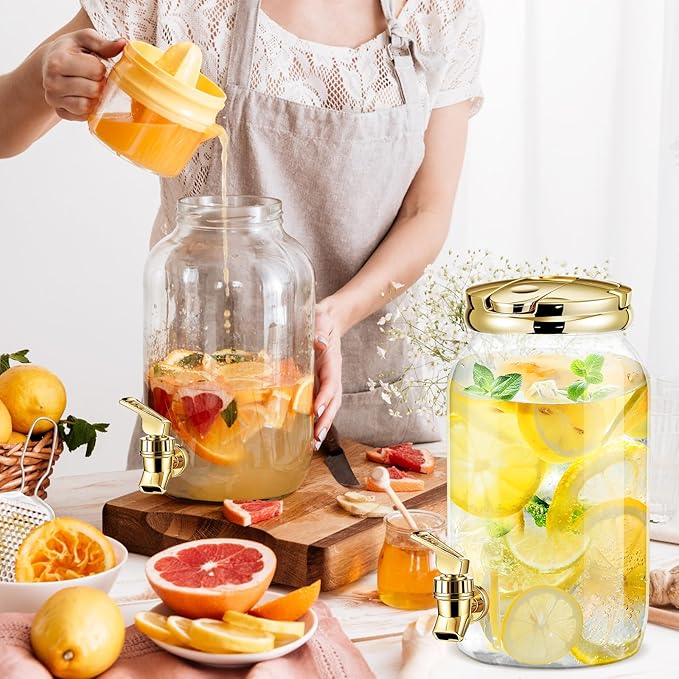 Havawish 2 Pcs 1 Gallon Plastic Beverage Dispenser with Spigot Clear Summer Kitchen Fridge Drink Dispenser for Parties Lemonade Juice Tea Beer Cold Water(Gold,Cylinder)