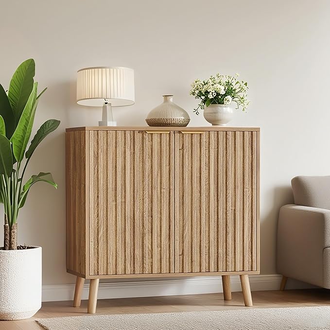 Pamapic Fluted Storage Cabinet, Sideboard Buffet with Doors and Shelf, Wooden Console Table & Credenza, Multifunctional Entryway Cabinet for Living Room, Dining Room (Natural)