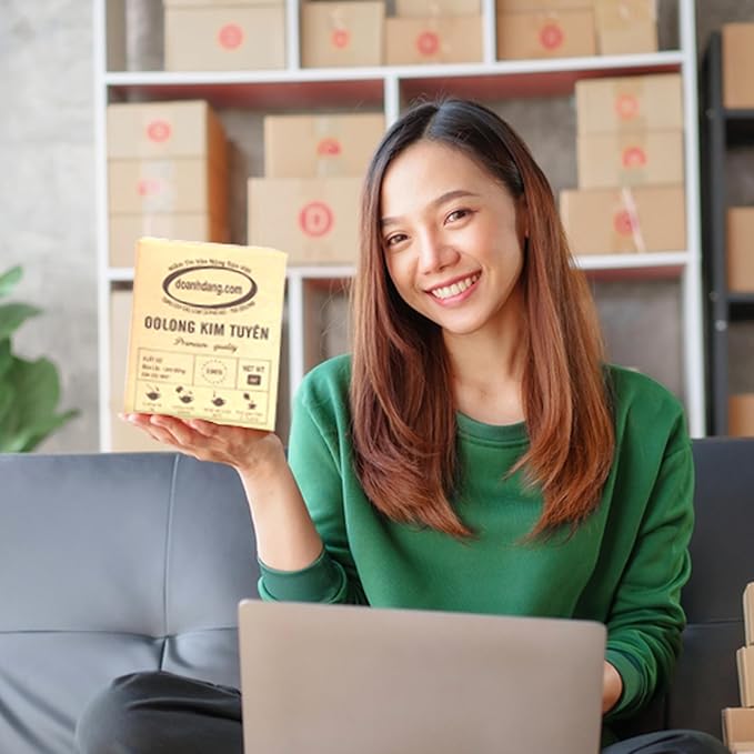 doanhdang - 7 Oz Premium Oolong Tea, Vietnamese Oolong Loose Leaf Tea with Fresh Taste, CauDat Oolong Tea in High Mountain, For Morning Companion, Vietnamese Golden Lily Tea (JinXuan Oolong)