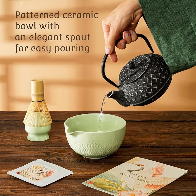 Matcha Whisk Set, Ceramic Bowl with Spout, Bamboo Whisk, Ceremonial Matcha Powder, Recipe Guide, Sifter, Holder, Scoop, Matcha Kit for Tea Lovers, Gift Box (Green)