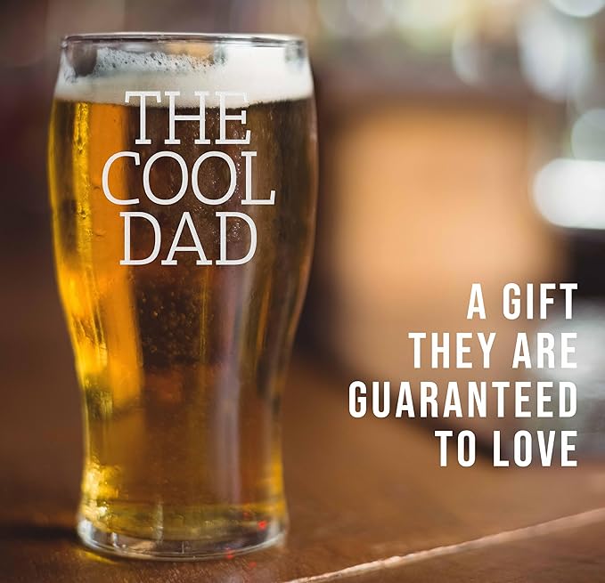 Personalized Fathers Day Etched 20oz Pub Pint Glass – Beer Gifts for men, Custom Dad Engraved Drinking Glasses, Customized Father Retirement, Birthday for Him, Groomsmen, Wedding, Your Text Here