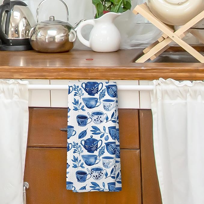 Chinoiserie Spring Floral Teacups Kitchen Dish Towels, Retro Blue and White Tea Lover Gifts for Women, Flower Coffee Cups Teapots Decor， Hand Towels Kitchen Tea Towels Decorations, 16x24inch