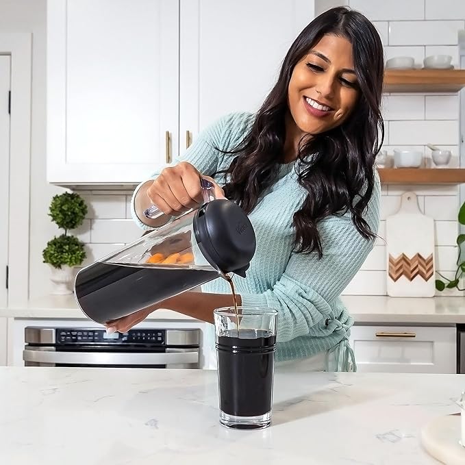 VINCI Cold Brew 360, Plastic Cold Brew Coffee Maker Featuring Patented Dual Filter 360 Brewing Technology, Cold Brew for Iced Coffee (1.4 Liter / 47 FL.OZ)