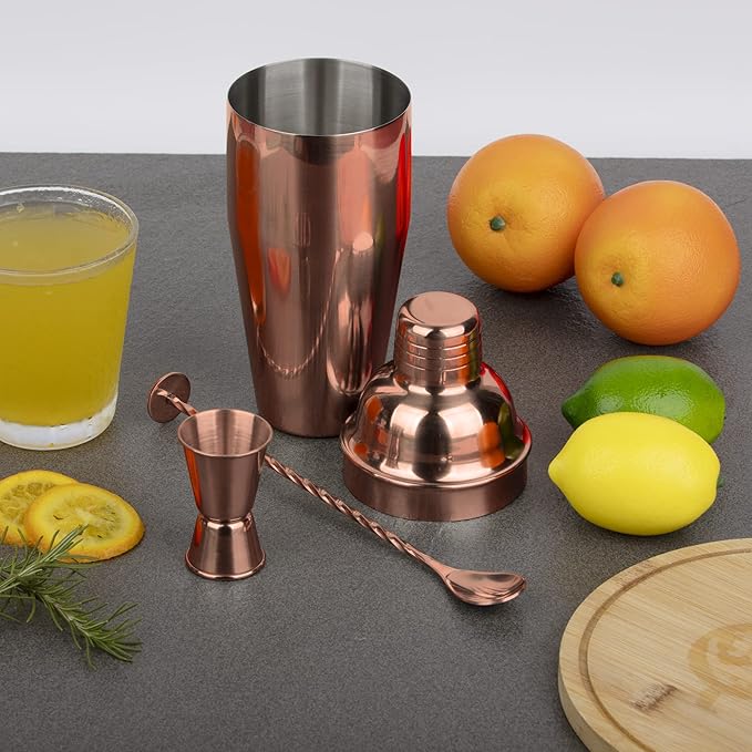 Large 24oz Cocktail Shaker Set, Stainless Steel 18/8 Martini Mixer Shaker with Built-in Strainer, Measuring Jigger & Mixing Spoon, Martini Shaker Set, Perfect for Bartender and Home Use, Rose Gold