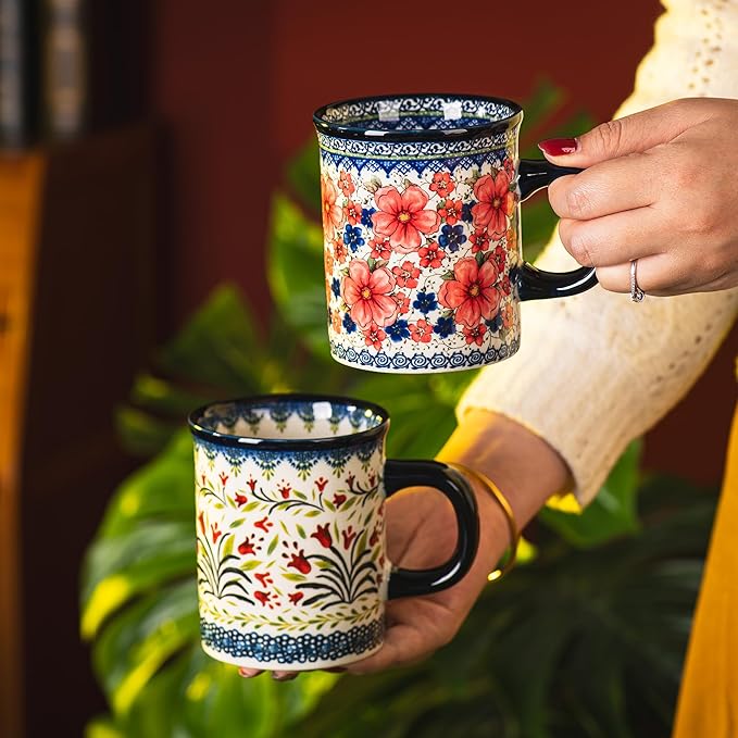 Ceramic Latte Mug Set of 4, 15.5oz Hand Painted Porcelain Coffee Cups With Handle for Tea/Milk/Cocoa - Modern Retro Design For Any Kitchen. Microwave and Dishwash Safe (Snow and Plum)