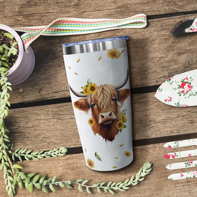 Highland Cow Tumbler - 20oz Stainless Steel Travel Mug, Cute Highland Cow Gifts for Women Friends, Birthday Gifts for Cowgirl, Farming Gifts for Female Farmers, Lover Presents for Friends, Bestie