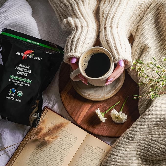 Mount Hagen 7.05oz Organic Freeze Dried Instant Decaf Coffee | Made From Organic Medium Roast Arabica Beans | Fair-Trade, Eco-friendly Instant Decaffeinated Coffee in Resealable Pouch Bag [7.05oz]