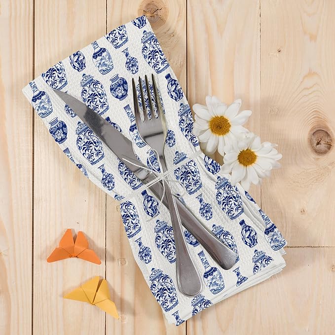 Chinoiserie Porcelain Kitchen Dish Towels, Blue and White Floral Bottle Gifts for Women, Grand Millenial Decor，Trendy Floar Flower Ginger Jar Hand Towels Kitchen Tea Towels Decorations, 16x24inch